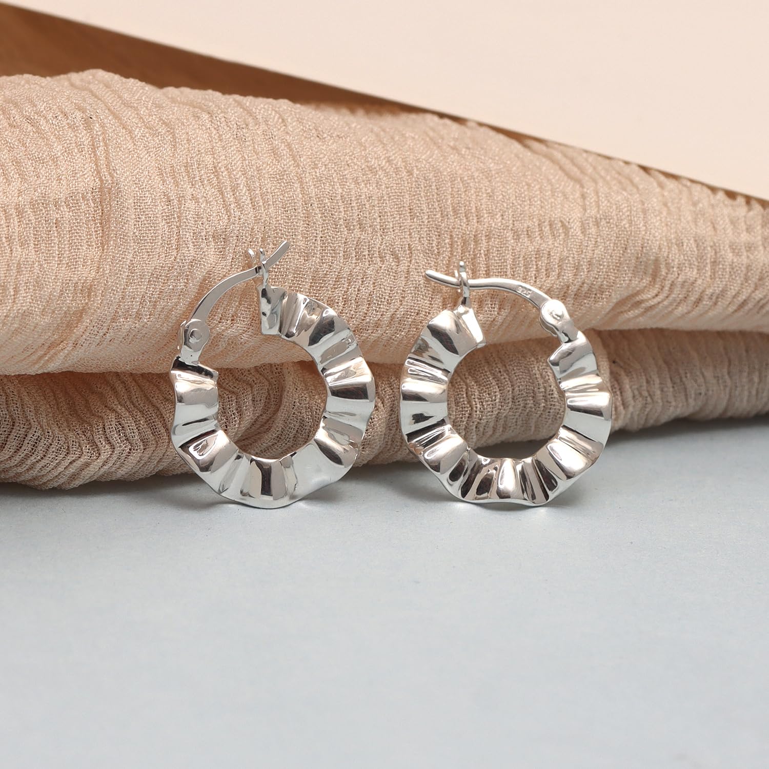 925 Sterling Silver Wavy Round Twisted Hoop Earring for Women