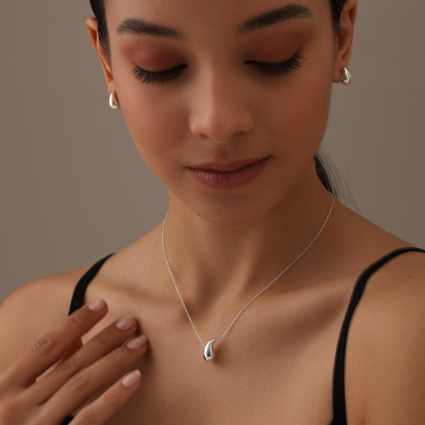 925 Sterling Silver Dainty Teardrop Tiny Oval Bead Beans Pear-Shaped Pendant Necklace for Women